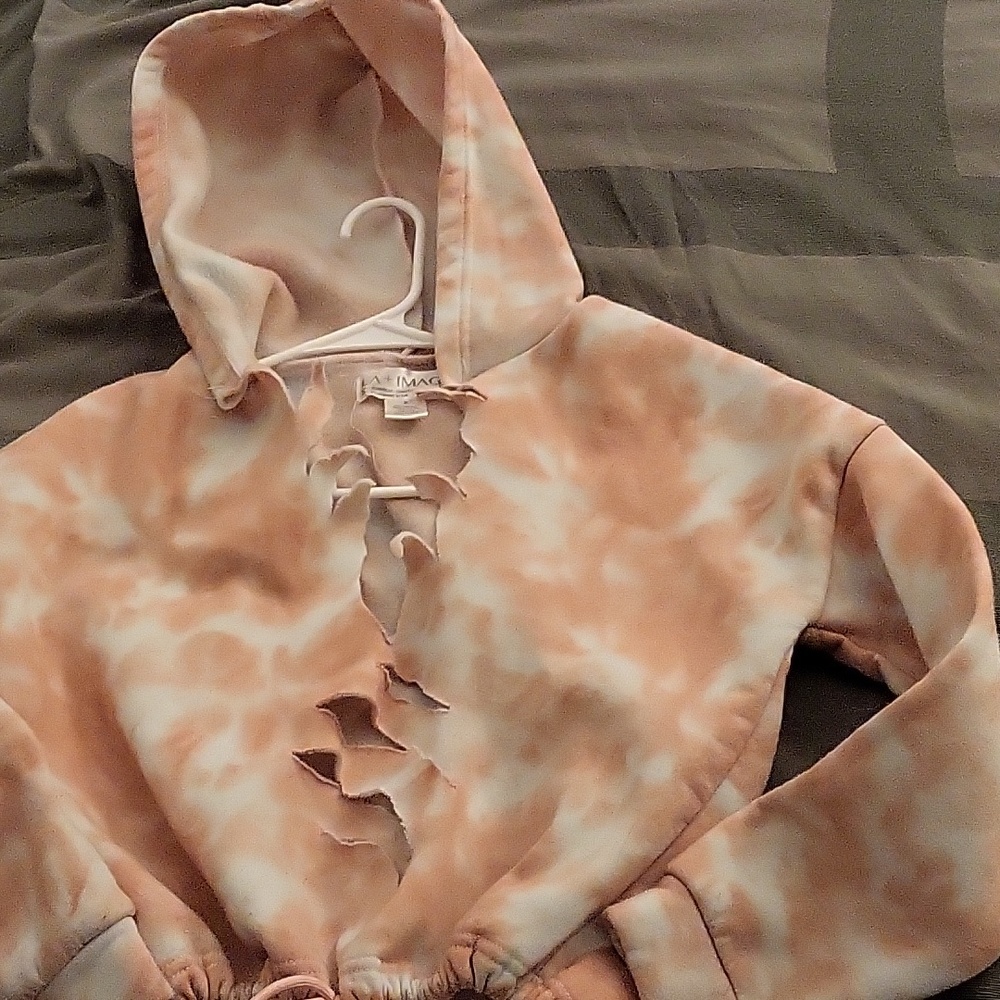 An L.A Image size small lite Pink  & white die dye cotton hoodie w/shorts